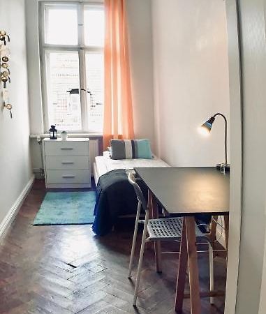 Unique Room Old Town بوزنان المظهر الخارجي الصورة