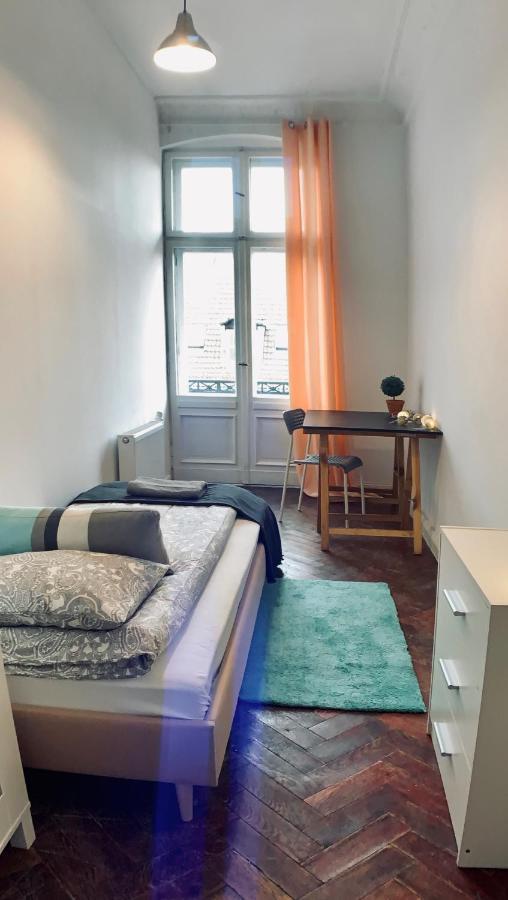 Unique Room Old Town بوزنان المظهر الخارجي الصورة